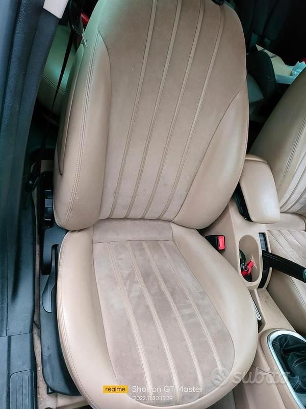 Usata Lancia Delta 140 CV (102 kW) 2011 Grigio Utilitaria