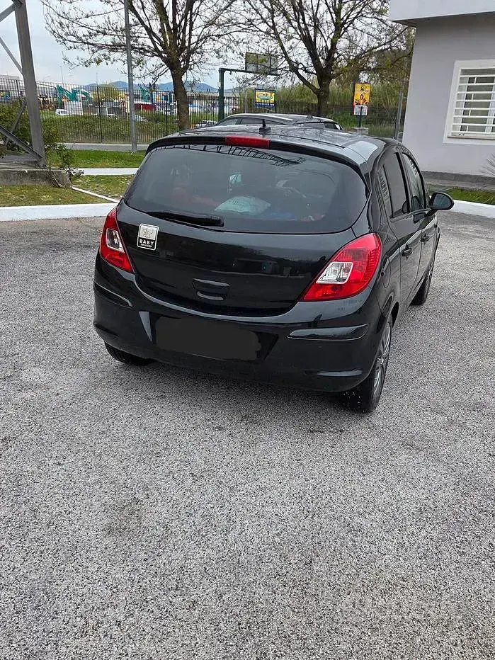 Usata Opel Corsa 69 CV (50 kW) 2014 Utilitaria