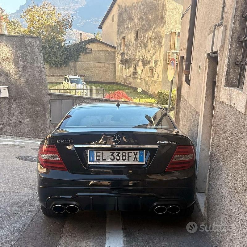 Usata 2012 Mercedes C250 Coupé | 13.200 € - Immagine 1/4
