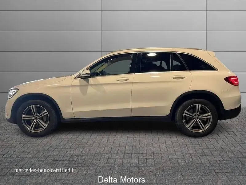 Usata Mercedes GLC220 194 CV (142 kW) 2019 Bianco SUV