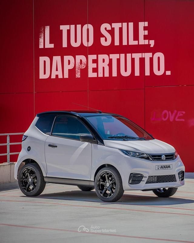 Bianco Nuova 2025 Aixam City Sport Tre volumi | 16.999 € - Immagine 1/1