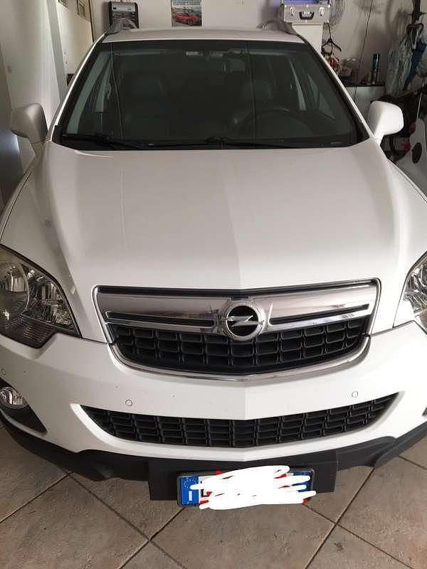 Usata 2015 Opel Antara Cosmo SUV | 10.400 € (Molto cara) - Immagine 1/4