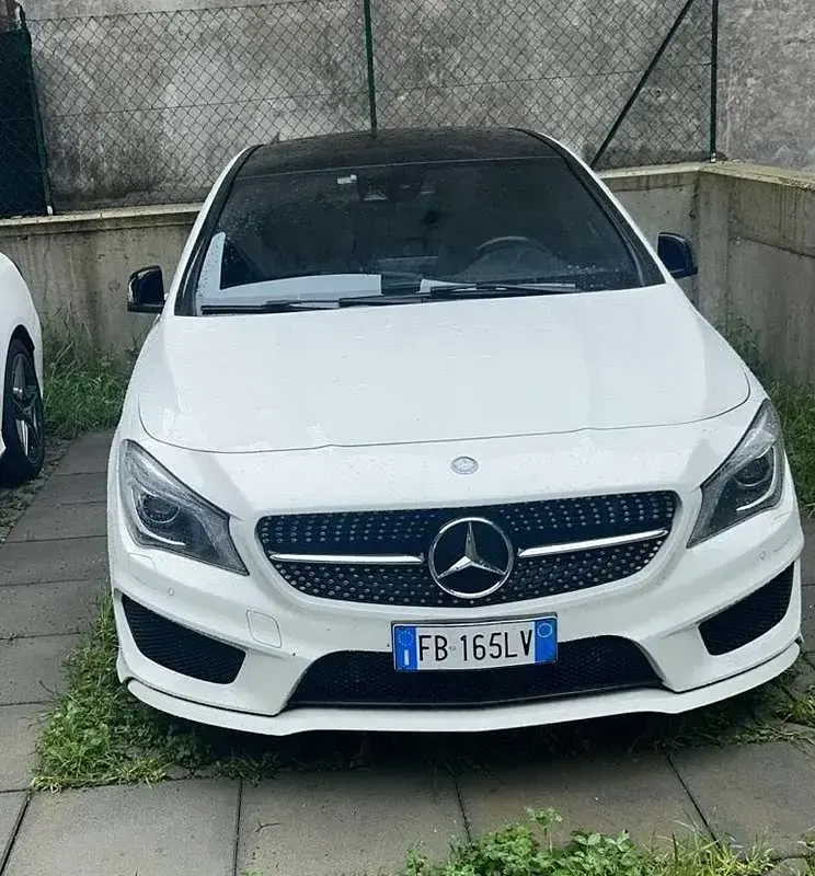Gebraucht Mercedes CLA220 Shooting Brake Premium 177 PS (130 kW) 2015 Kombi