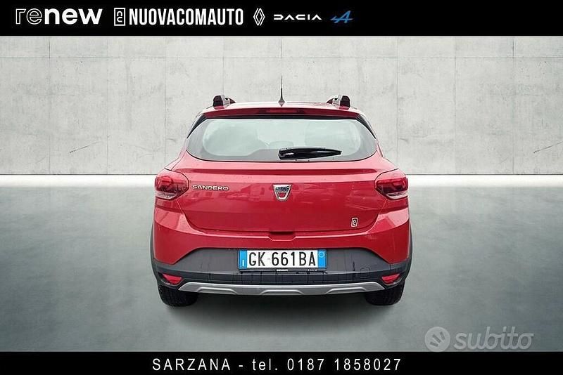 Usata Dacia Sandero Essentiel 91 CV (66 kW) 2022 Rosso dinamico Berlina