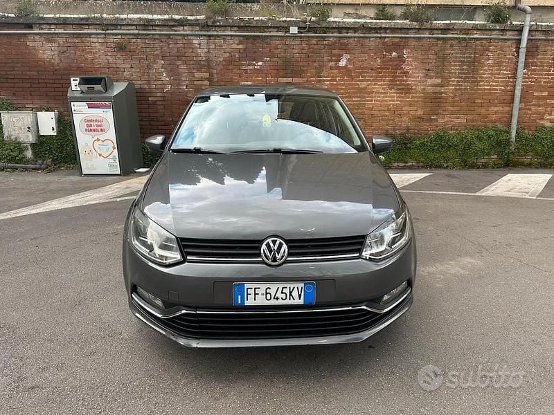 Usata VW Polo 90 CV (66 kW) 2016 Grigio Berlina