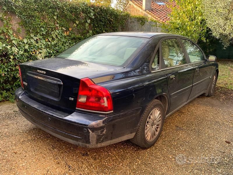 Usata Volvo S80 185 CV (136 kW) 2005 Blu Berlina