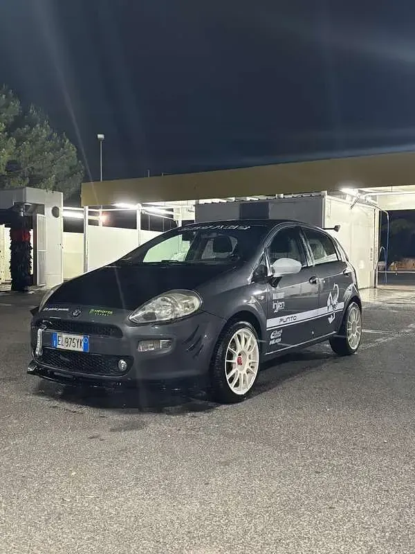 Usata Fiat Grande Punto S 69 CV (50 kW) 2012 Utilitaria