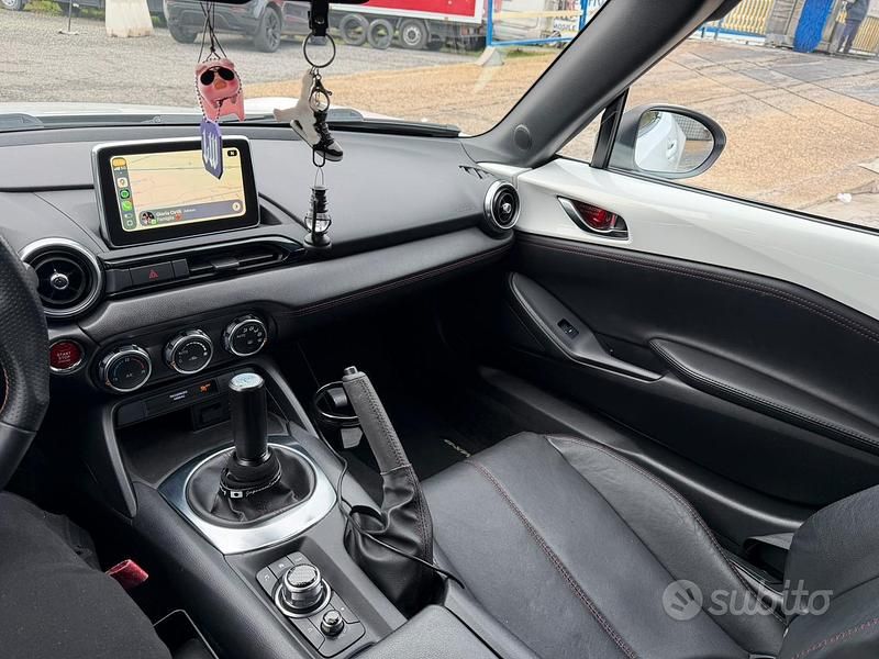 Usata Mazda MX5 131 CV (96 kW) 2015 Bianco Cabrio