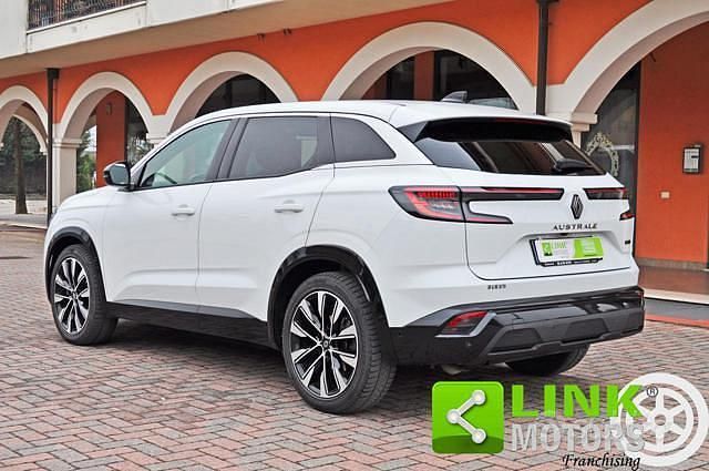 Usata Renault Austral Techno 200 CV (147 kW) 2023 Bianco SUV