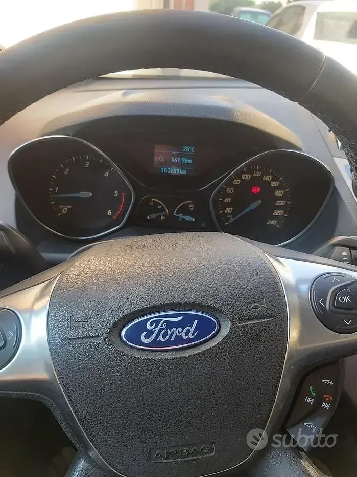 Usata Ford C-MAX 116 CV (85 kW) 2012 Marrone Monovolume