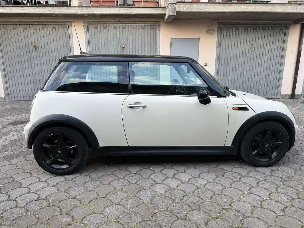 Usata Mini One D 75 CV (55 kW) 2004 Bianco Utilitaria