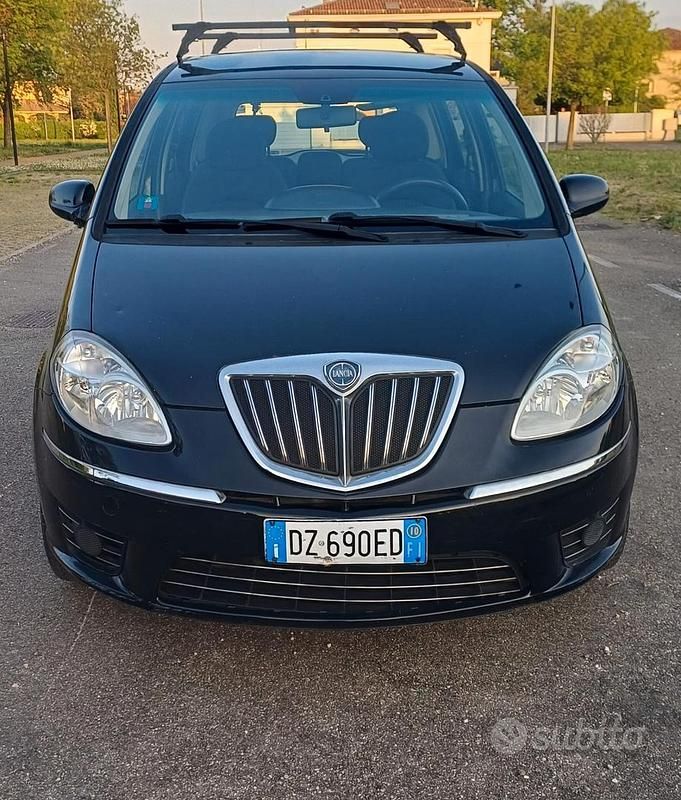 Occasion Lancia Musa 77 PK (56 kW) 2010 Zwart MPV