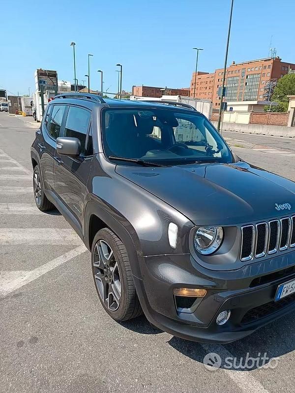 Usata Jeep Renegade Limited 150 CV (110 kW) 2019 Grigio SUV