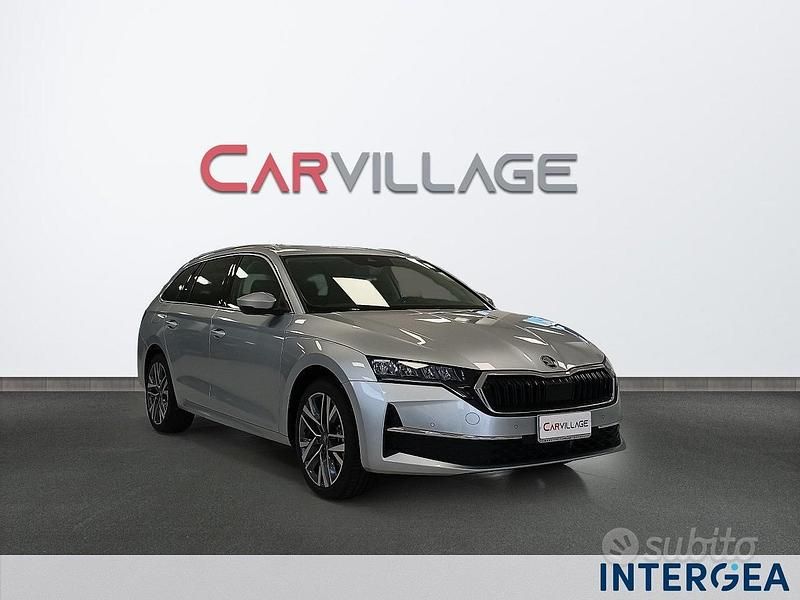Nuova Skoda Octavia Style 150 CV (110 kW) 2025 Grigio Station wagon