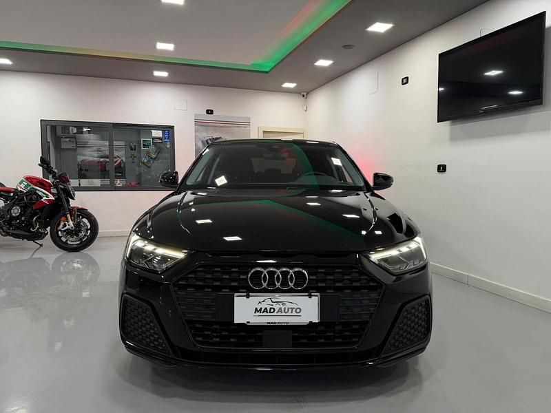 Usata Audi A1 110 CV (80 kW) 2023 Nero SUV