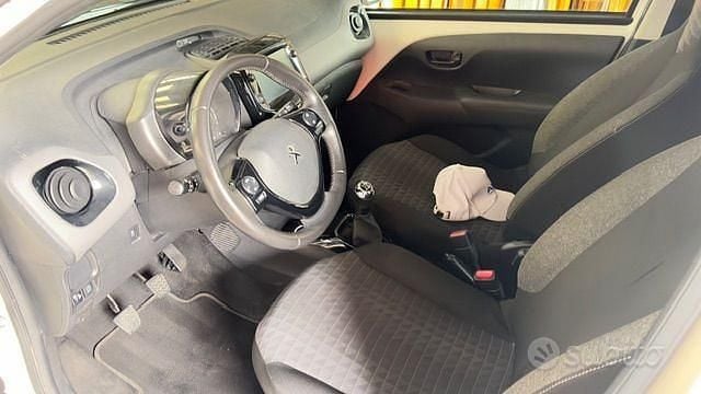 Usata Peugeot 108 72 CV (52 kW) 2021 Bianco Utilitaria