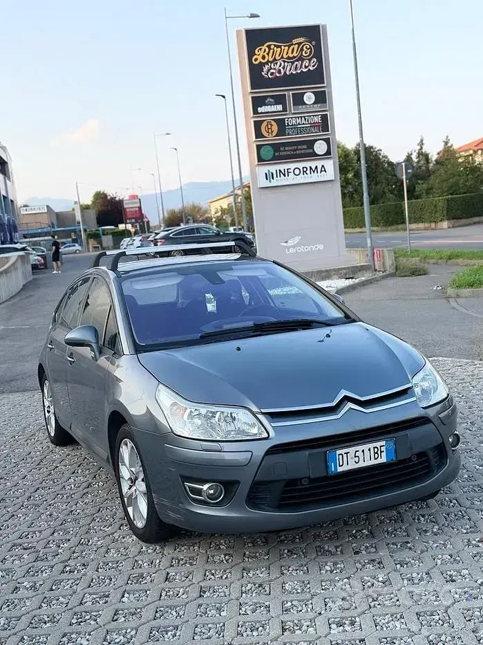 Usata Citroën C4 VTR Sport 90 CV (66 kW) 2009 Grigio Berlina