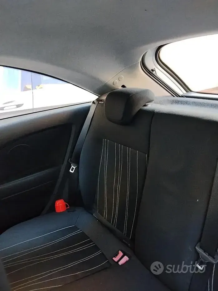 Usata Opel Corsa 60 CV (44 kW) 2009 Grigio Utilitaria