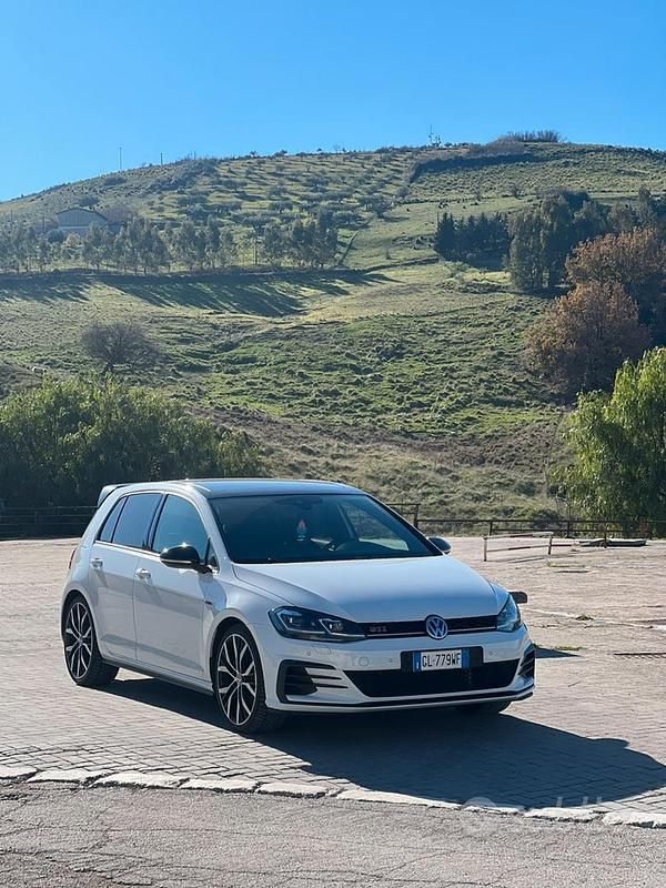 Usata VW Golf VII GTI 245 CV (180 kW) 2019 Utilitaria