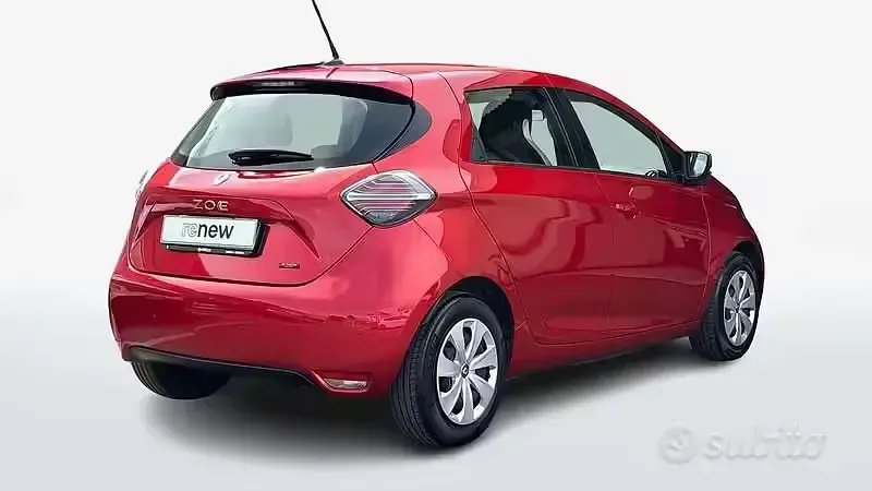 Usata Renault Zoe Equilibre 50 kW (69 CV) 2023 Rosso Utilitaria