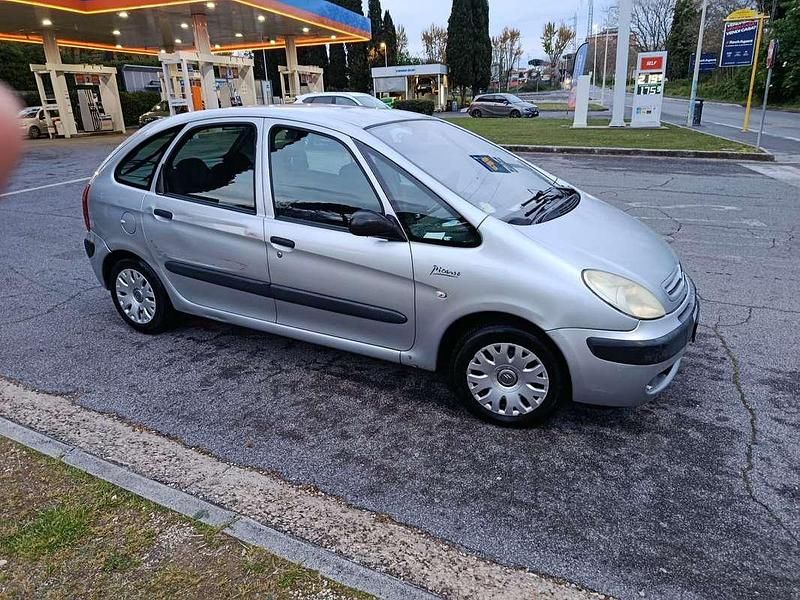 Usata Citroën Xsara Picasso 122 CV (89 kW) 2006 Argento Monovolume