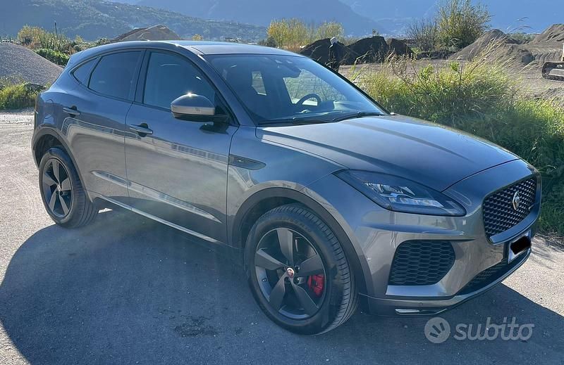 Usata Jaguar E-Pace R-Dynamic 200 CV (147 kW) 2020 Grigio SUV