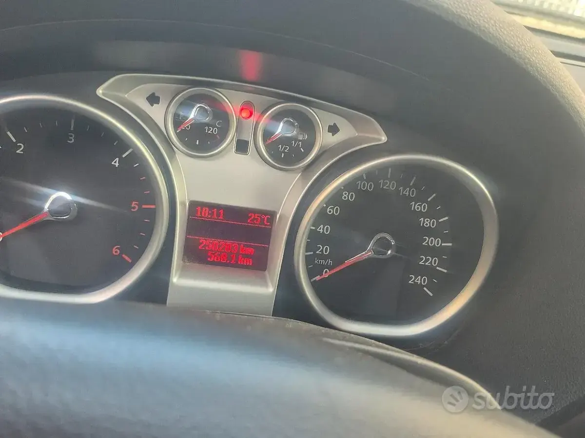 Usata Ford C-MAX Titanium 109 CV (80 kW) 2011 Nero Monovolume