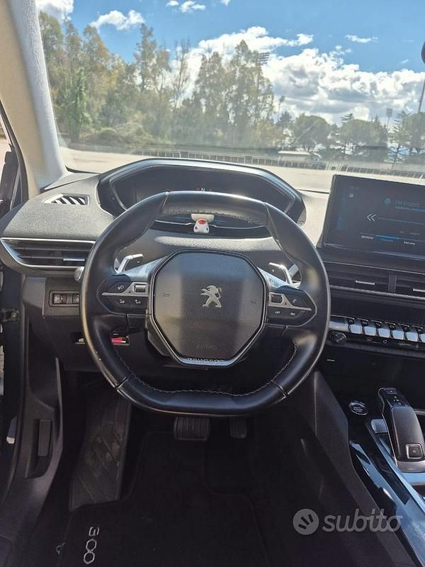 Usata Peugeot 3008 Allure 130 CV (95 kW) 2022 Blu SUV