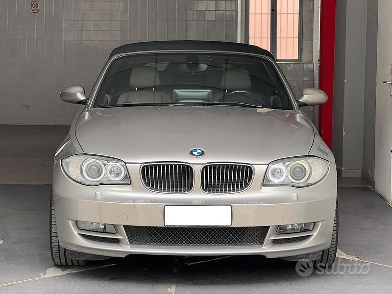 Usata BMW 118 Cabriolet 143 CV (105 kW) 2008 Grigio Cabrio
