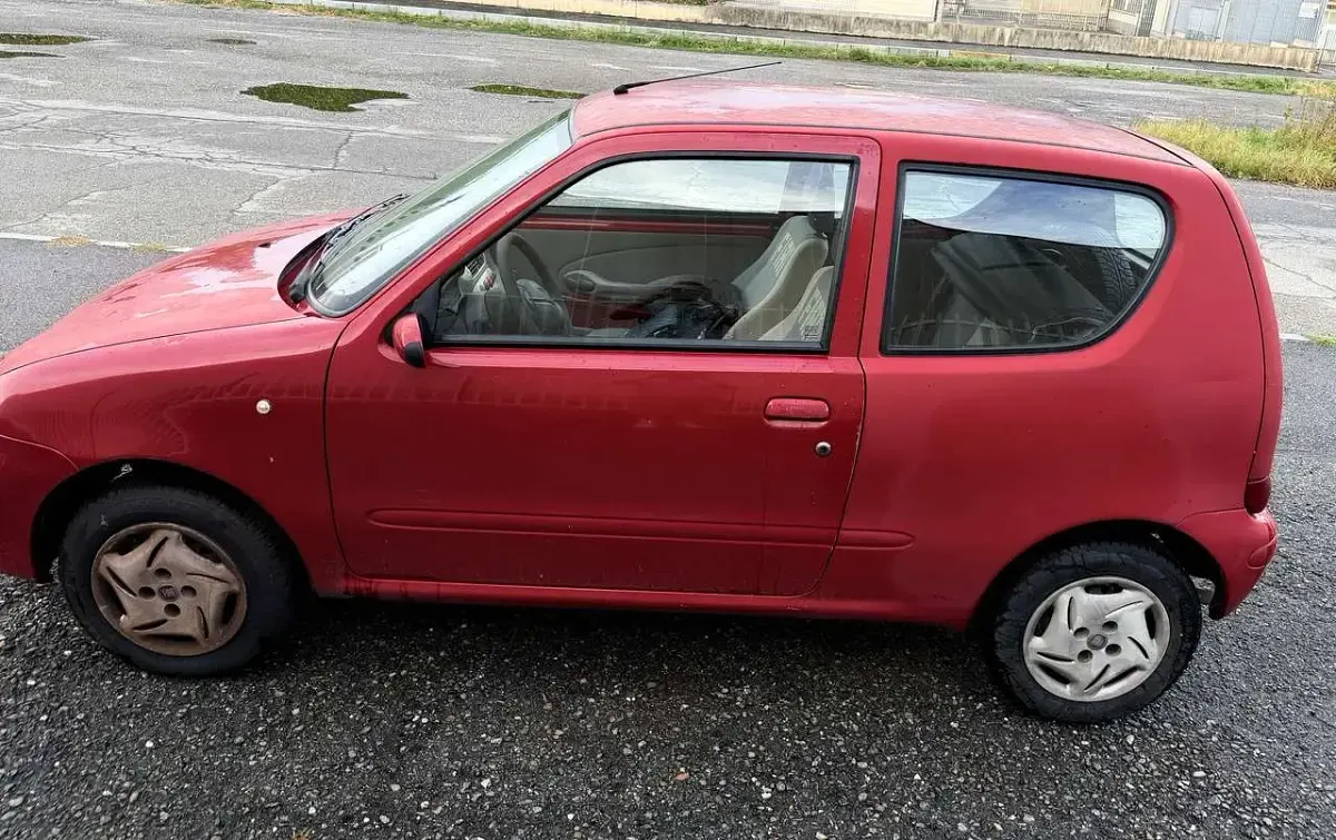 Usata Fiat 600 54 CV (39 kW) 2010 Other Utilitaria