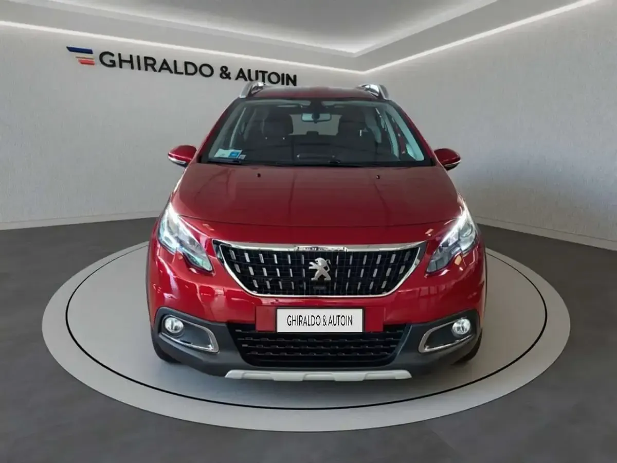 Usata Peugeot 2008 Allure 131 CV (96 kW) 2019 Rosso SUV