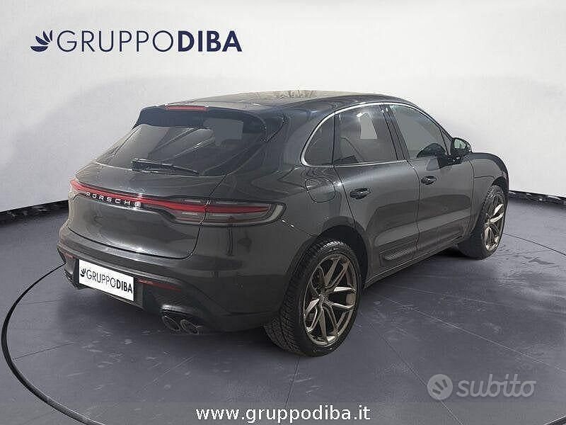 Usata Porsche Macan 265 CV (194 kW) 2021 Grigio SUV