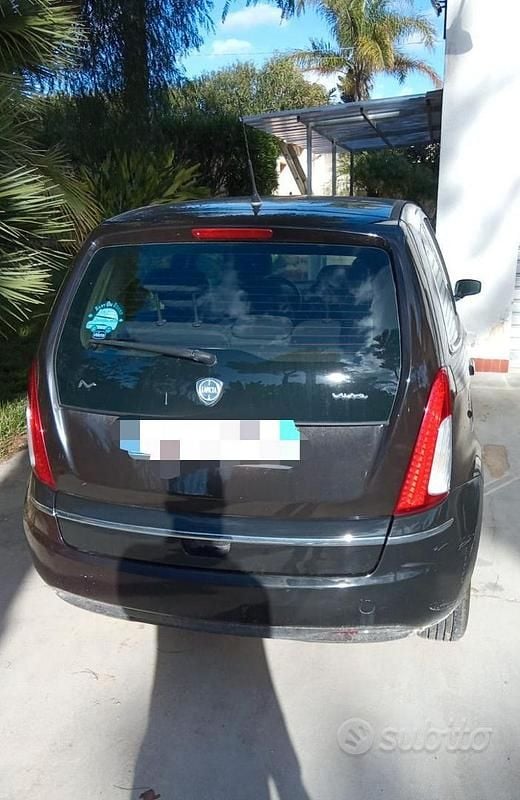Usata Lancia Musa 2009 Nero Monovolume