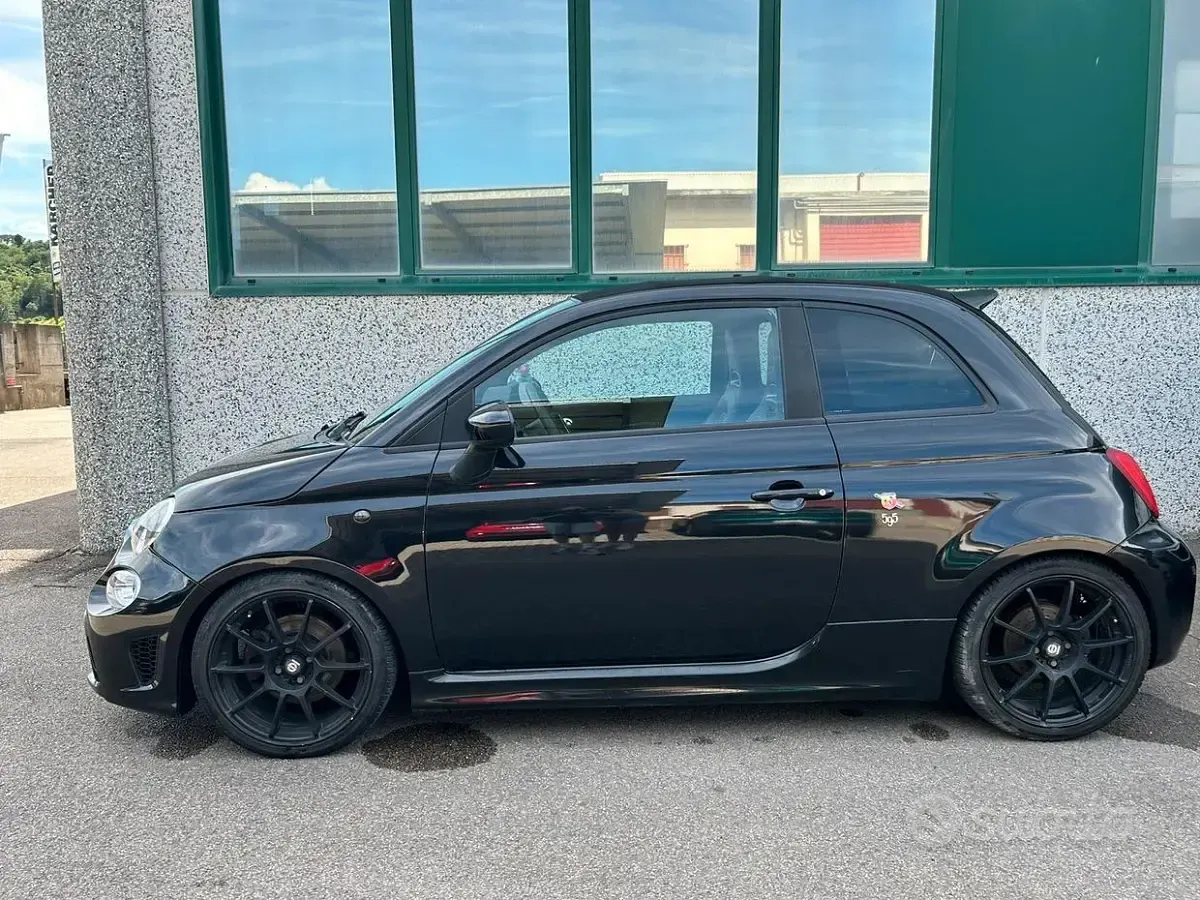 Usata Abarth 595 160 CV (117 kW) 2016 Nero Cabrio