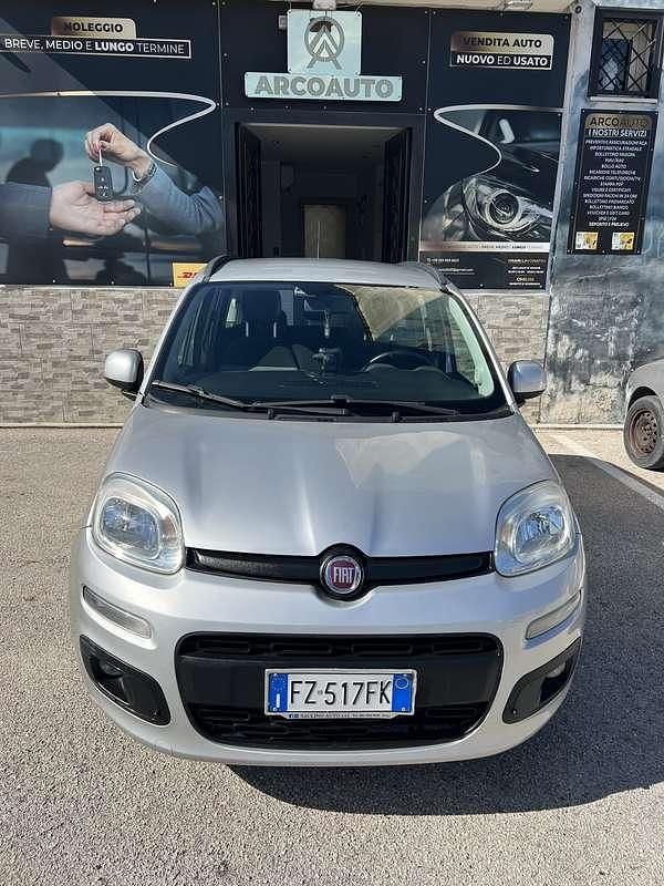 Usata Fiat Panda Lounge 69 CV (50 kW) 2018 Grigio Utilitaria