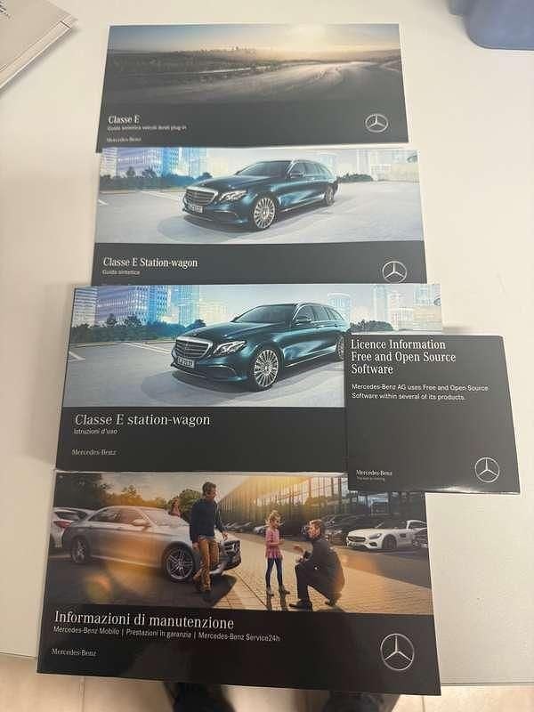 Usata Mercedes E300 Premium 194 CV (142 kW) 2020 Nero Station wagon