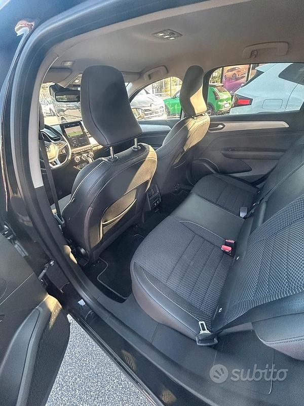 Usata Renault Arkana Intens 145 CV (106 kW) 2021 Nero SUV