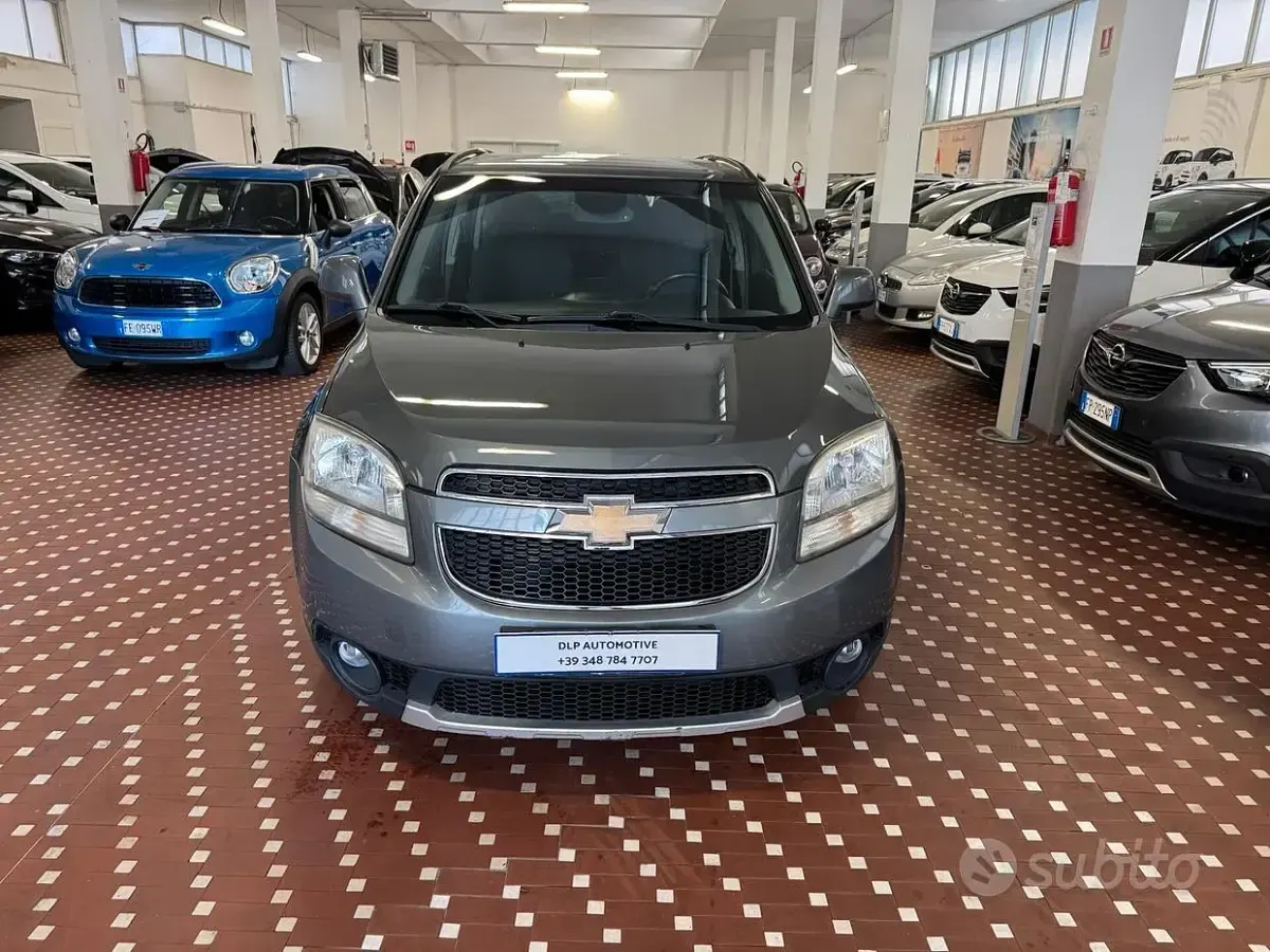 Usata Chevrolet Orlando LTZ 163 CV (119 kW) 2011 Grigio Monovolume