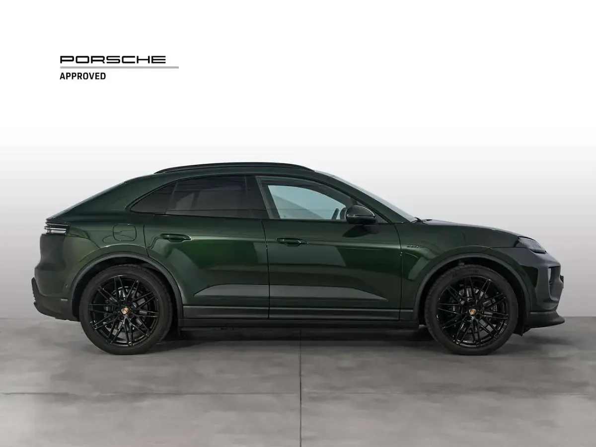 Usata Porsche Macan 517 CV (380 kW) 2025 Oak green SUV