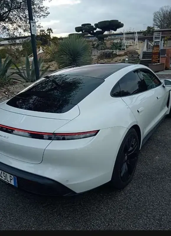 Usata Porsche Taycan Performance Package 139 kW (190 CV) 2020 Berlina
