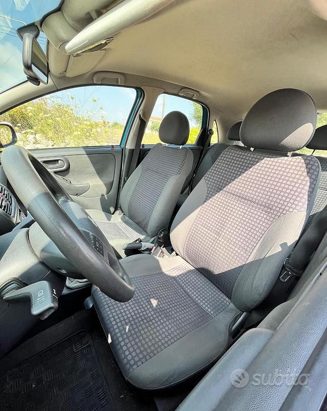 Usata Opel Corsa 2002 Utilitaria
