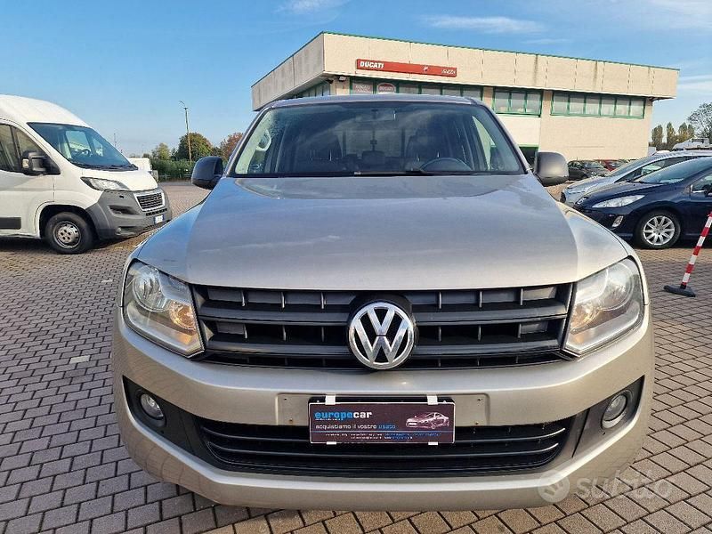Usata VW Amarok 180 CV (132 kW) 2015 Grigio Pick-up
