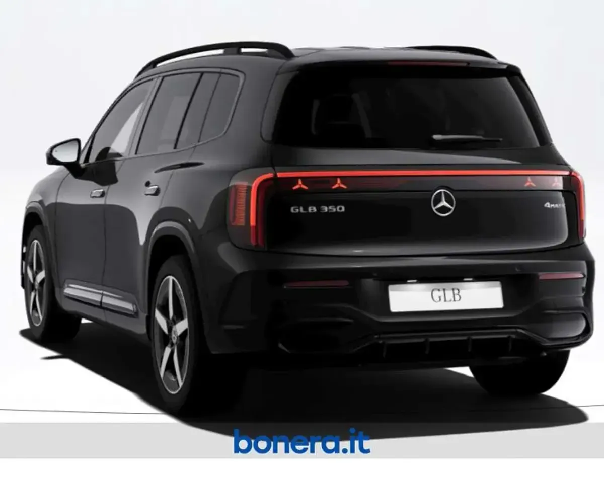 Nuova Mercedes GLB250 Premium Plus 200 kW (272 CV) 2026 Vernice nero cosmo SUV