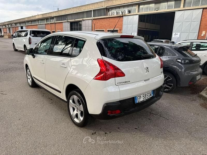 Usata Peugeot 3008 Business-Line 114 CV (83 kW) 2013 Bianco Station wagon