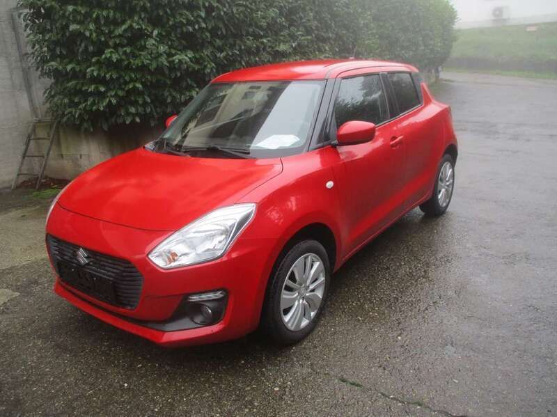 Usata Suzuki Swift 90 CV (66 kW) 2018 Bianco Utilitaria