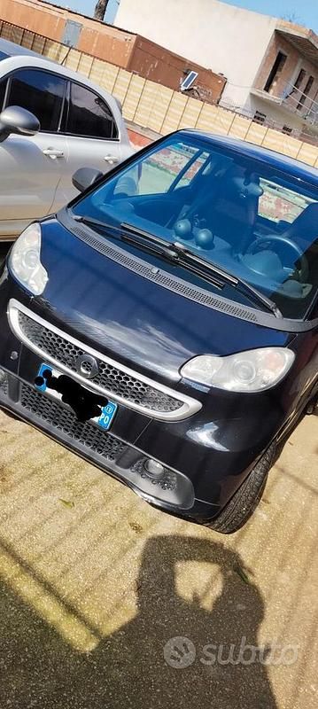 Usata 2013 Smart ForTwo Coupé Utilitaria | 5500 € (Ottimo prezzo) - Immagine 1/4