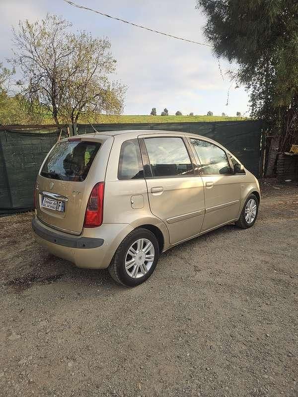 Usata Lancia Musa 69 CV (50 kW) 2005 Monovolume