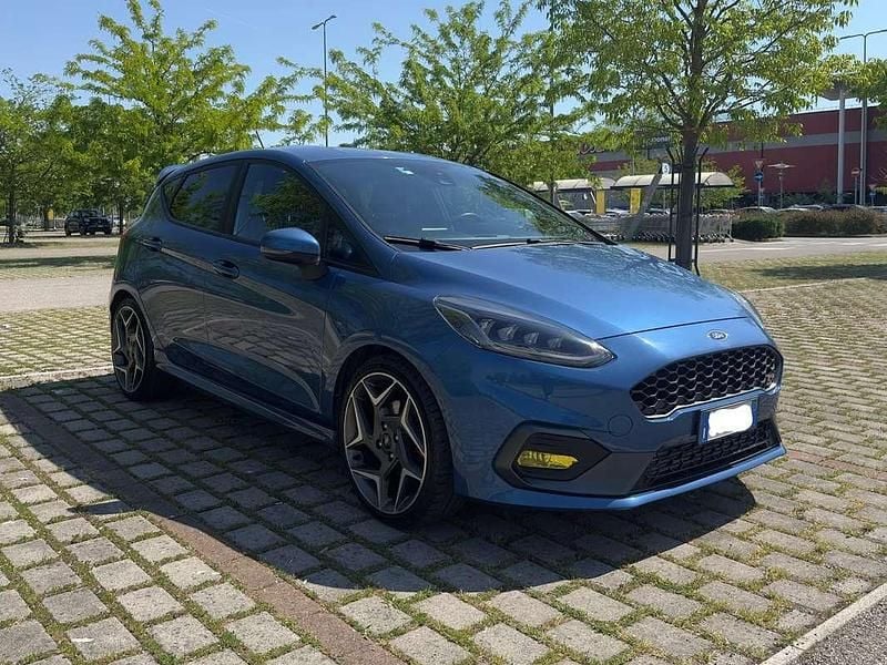 Usata Ford Fiesta ST 205 CV (150 kW) 2019 Blu/azzurro Utilitaria