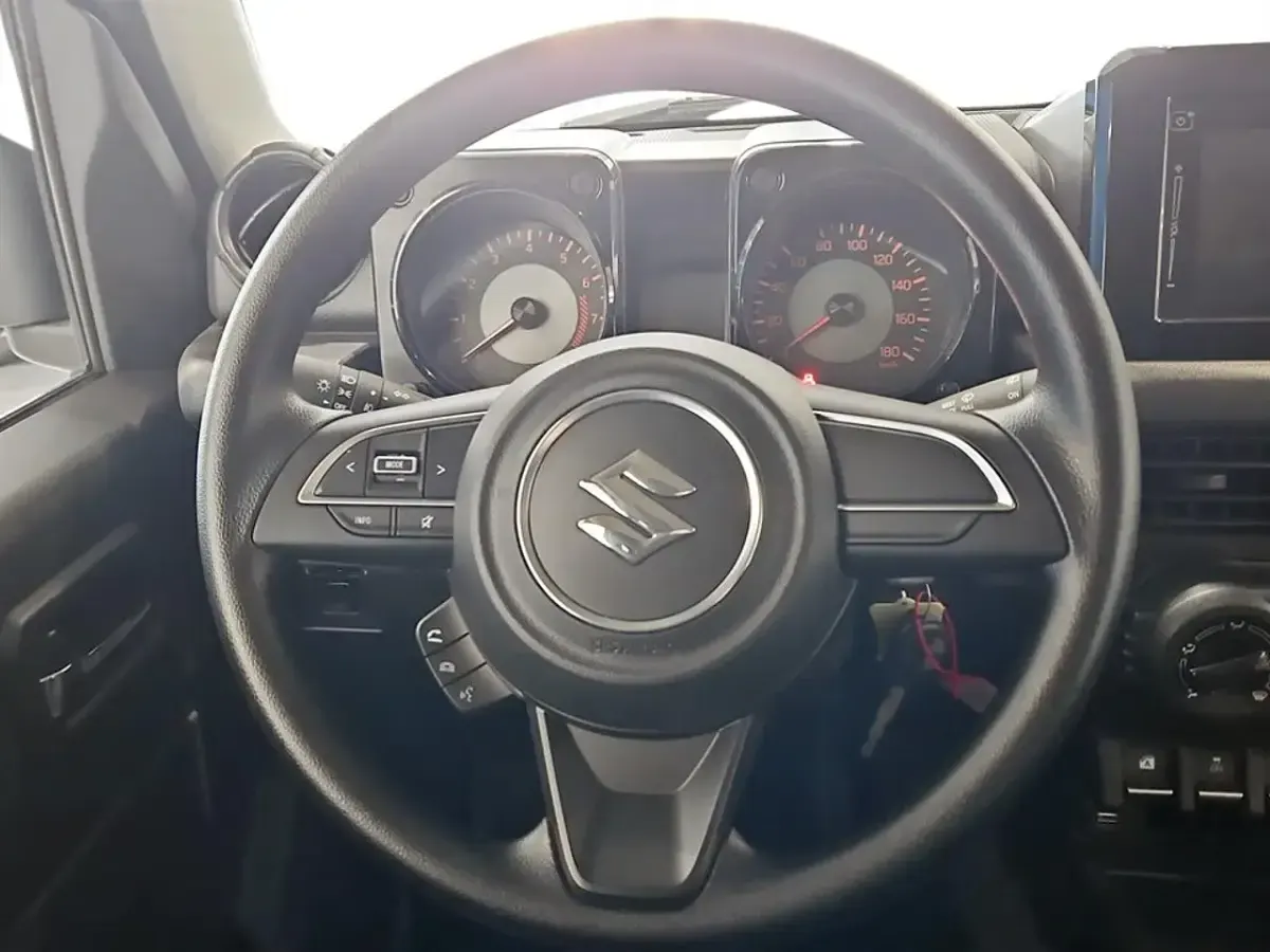 Nuova Suzuki Jimny 102 CV (75 kW) 2025 Verde SUV