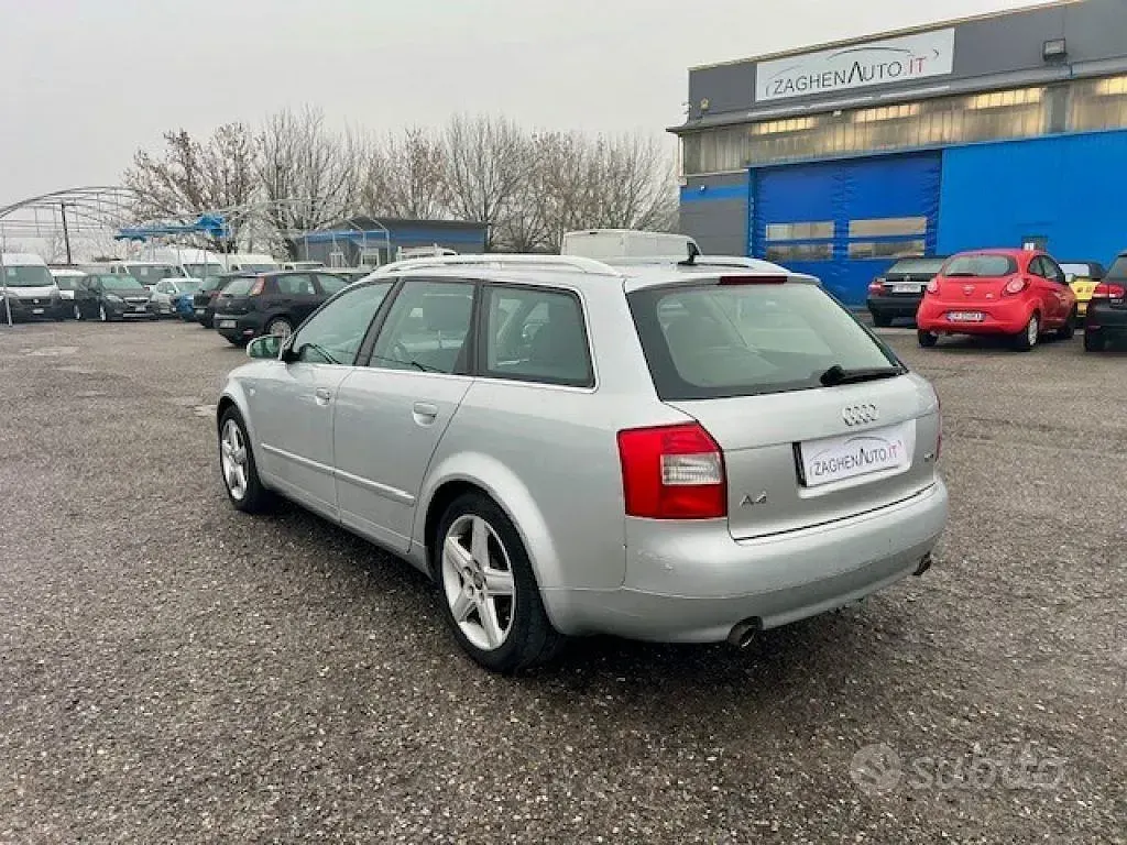 Usata Audi A4 190 CV (139 kW) 2004 Grigio Station wagon